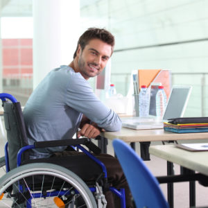 Ayudas publicas al autoempleo, Oportunidades de trabajo autónomo para personas con discapacidad. 13880642 - disabled worker